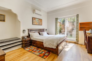Room No 3-01 (website)